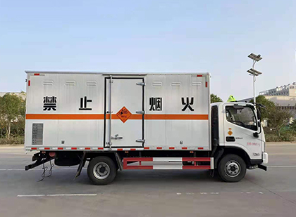 双阳爆破器材运输车